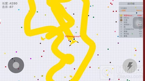 贪吃蛇大作战选择什么方向走好 如何规避大风险