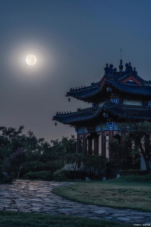 “冰受天子颁”的出处是哪里