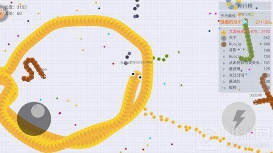 贪吃蛇大作战有多少走位技巧 游戏必备基础常识