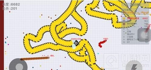 贪吃蛇大作战战术技巧分享 边缘围杀战术解析